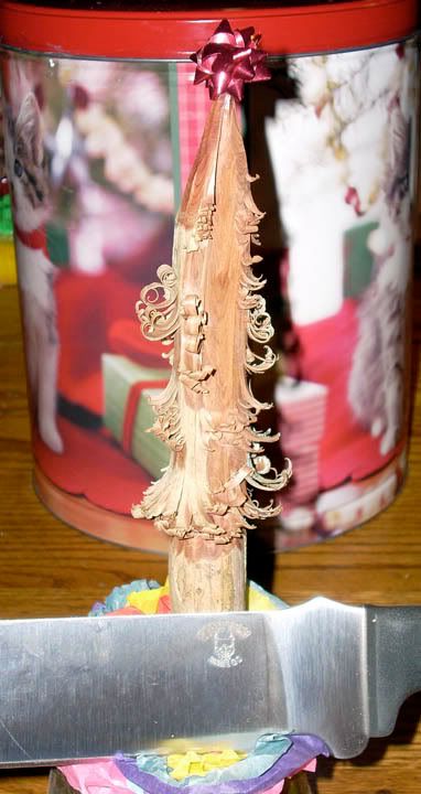 [Linked Image from i150.photobucket.com]