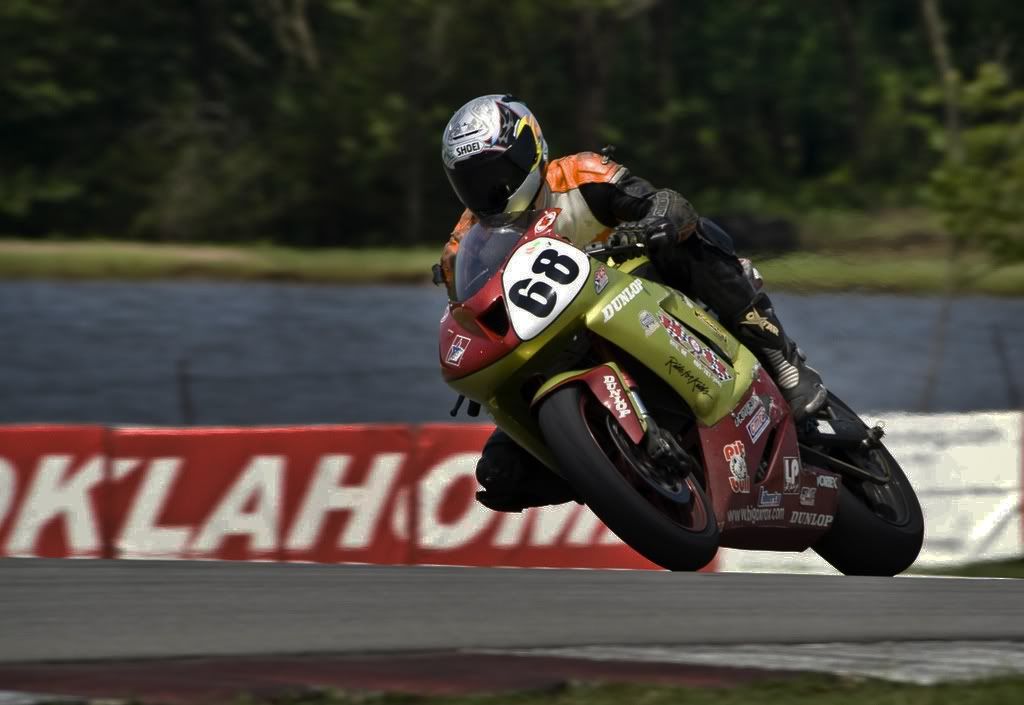 IMAGE: http://i150.photobucket.com/albums/s101/be_good_customs/raceedit4-1.jpg