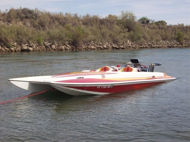 1981 nordic 19ft picklefork tunnel hull, fresh motor and pump! The