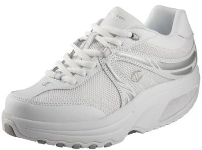 Athletic Shoes on Athletic Shoes That Payless Shoe Source Is Now Selling For Only  34