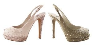 Carrie Underwood's Wedding Shoes: Stuart Weitzman Avalon Pumps