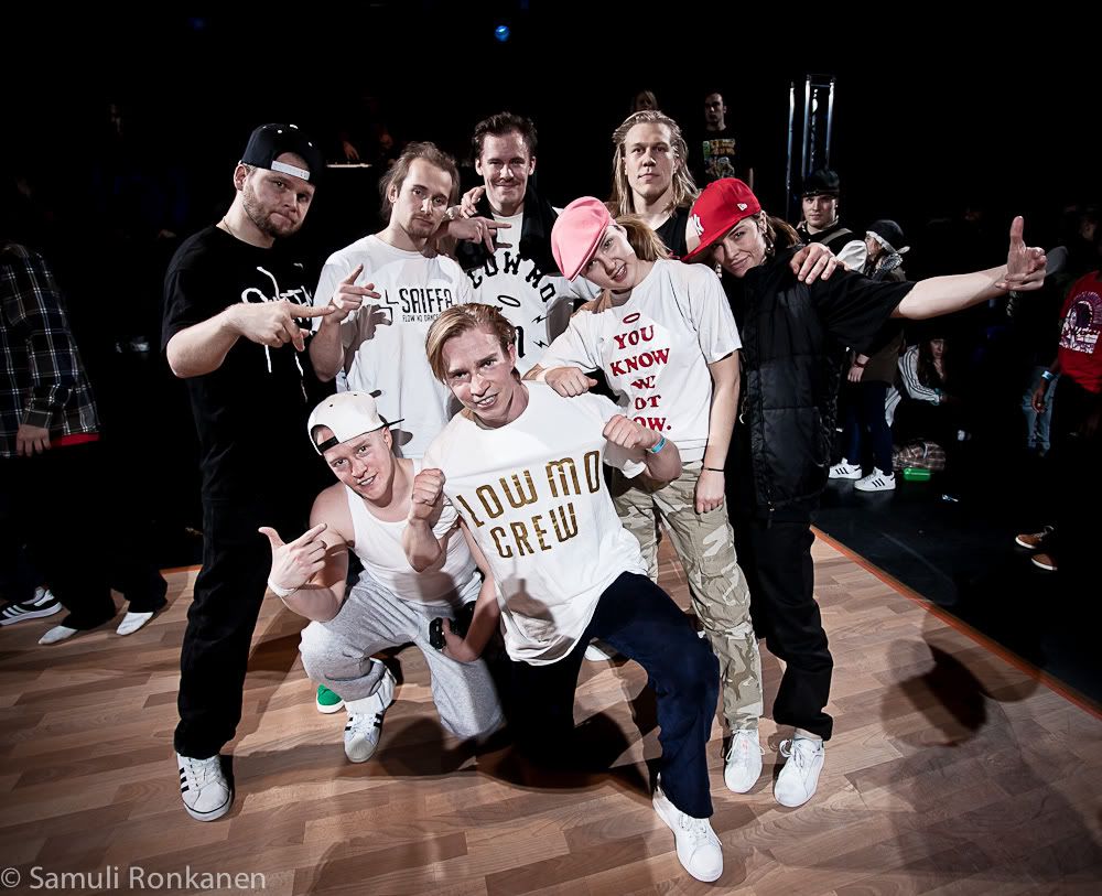 http://i150.photobucket.com/albums/s105/focusfmc/_MG_4746_bboy_sm_3122011_flow_mo_crew_gloria_hki_CSamuli_Ronkanen.jpg