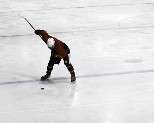 IMAGE: http://i150.photobucket.com/albums/s114/BlueDeuce1/Mitch.gif