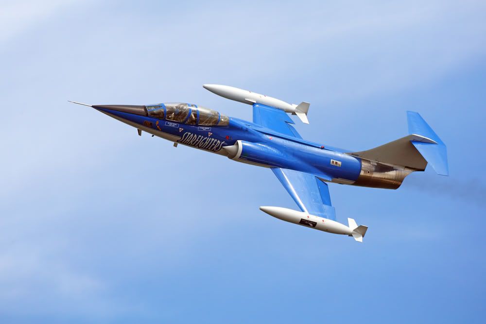 IMAGE: http://i150.photobucket.com/albums/s114/BlueDeuce1/_O9E3361.jpg