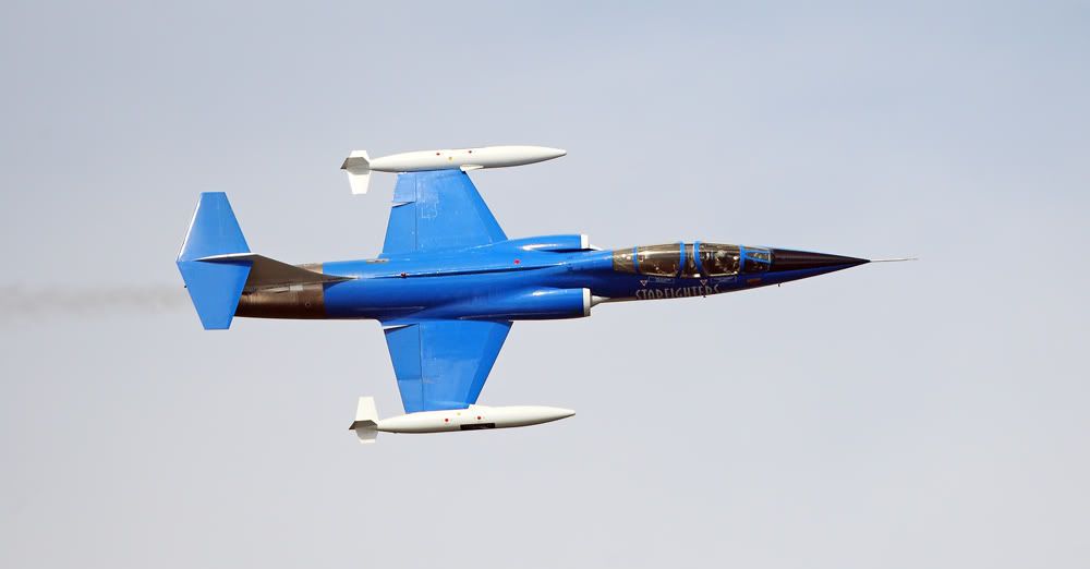 IMAGE: http://i150.photobucket.com/albums/s114/BlueDeuce1/_O9E3371.jpg