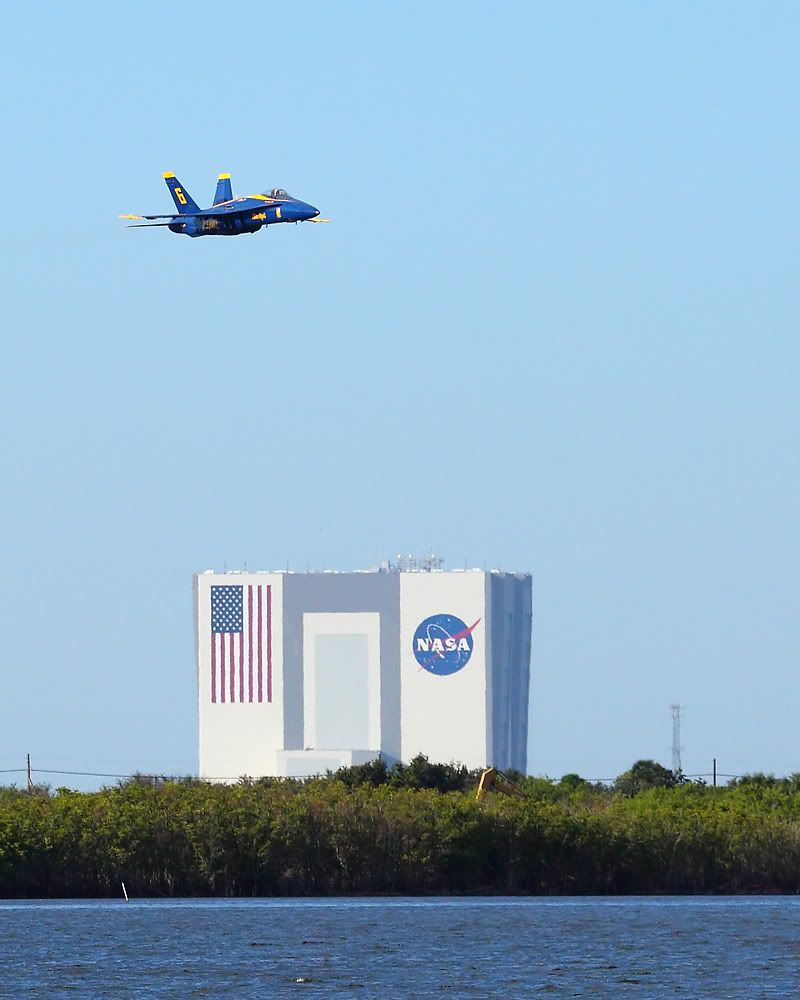 IMAGE: http://i150.photobucket.com/albums/s114/BlueDeuce1/_O9E3707.jpg