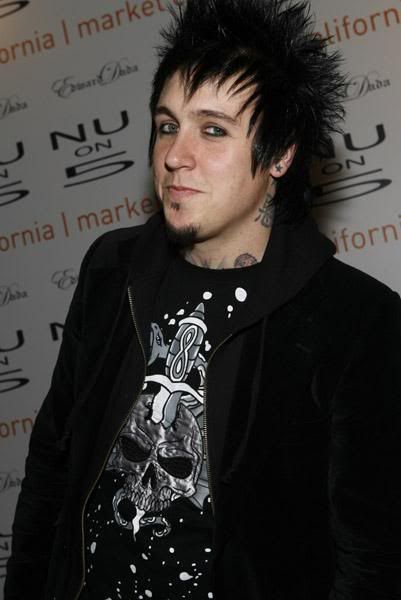 What tattoos does jacoby shaddix have on his face?