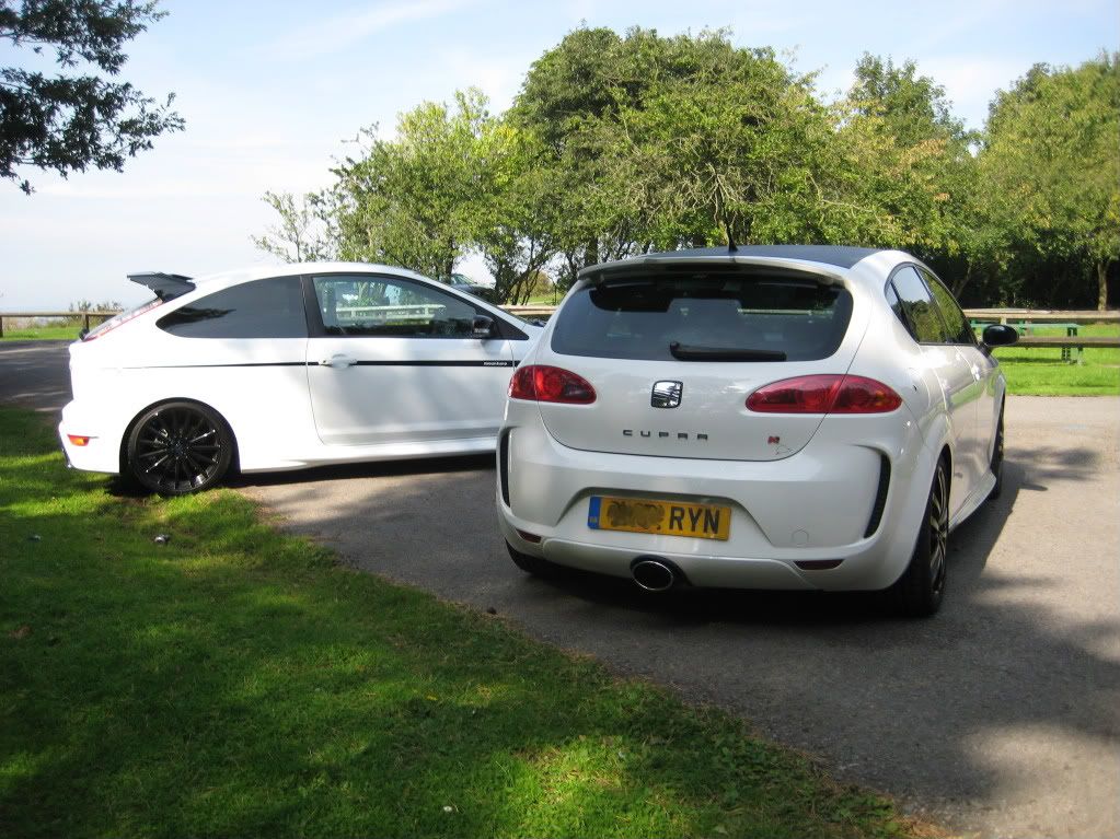 Seat Leon Cupra K1 White. White leon with white rs