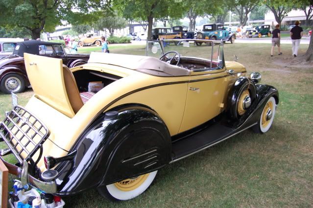 [Linked Image from i150.photobucket.com]