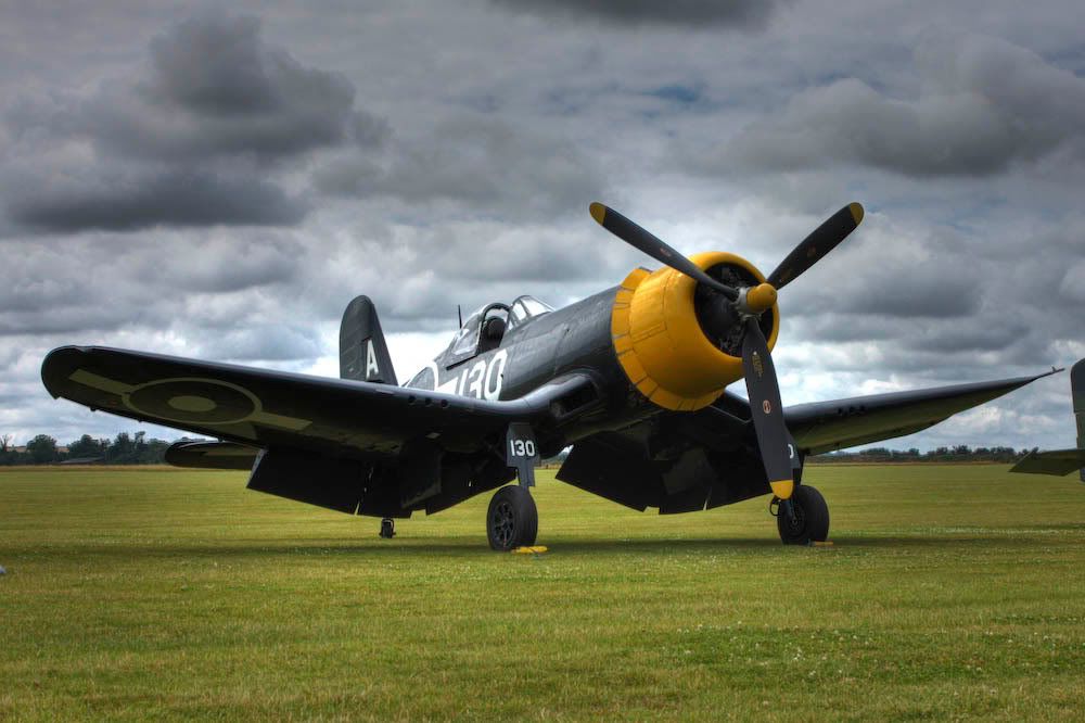 IMAGE: http://i150.photobucket.com/albums/s90/tccustom/PlaneHDR-8.jpg