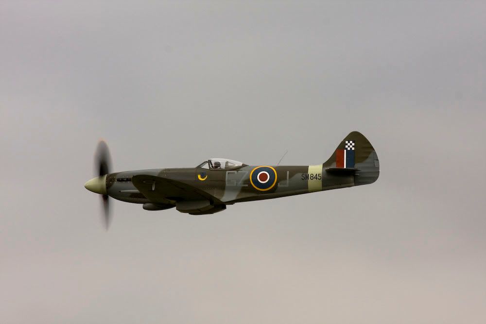 IMAGE: http://i150.photobucket.com/albums/s90/tccustom/SpitfireGZJPP.jpg