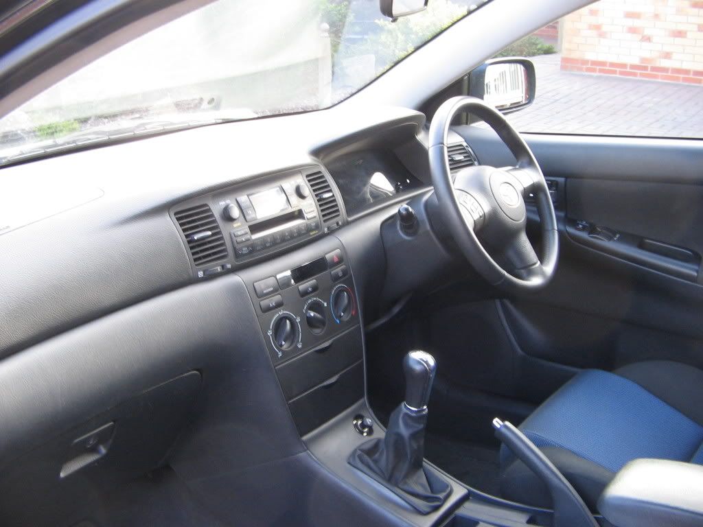 Corolla009.jpg