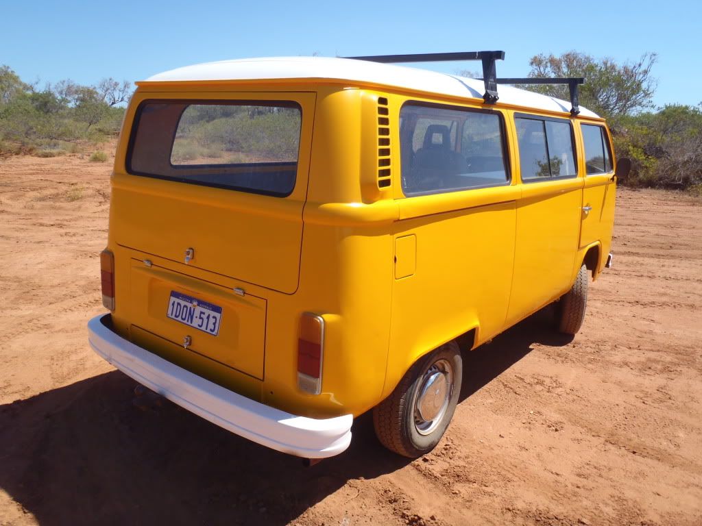 http://i150.photobucket.com/albums/s91/shorty2181/kombi/P9050469.jpg