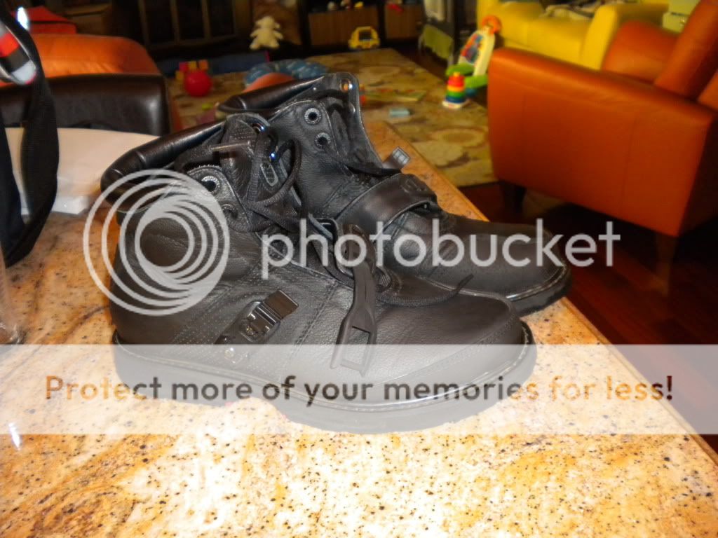 ICON Super Duty 3 boots Size 10 -- Sold -- | Triumph 675 Forums