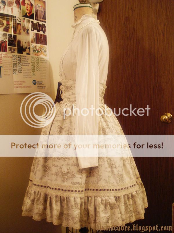 DS: Handmade Toile Skirt and Accessories! AP & Bodyline Socks ...
